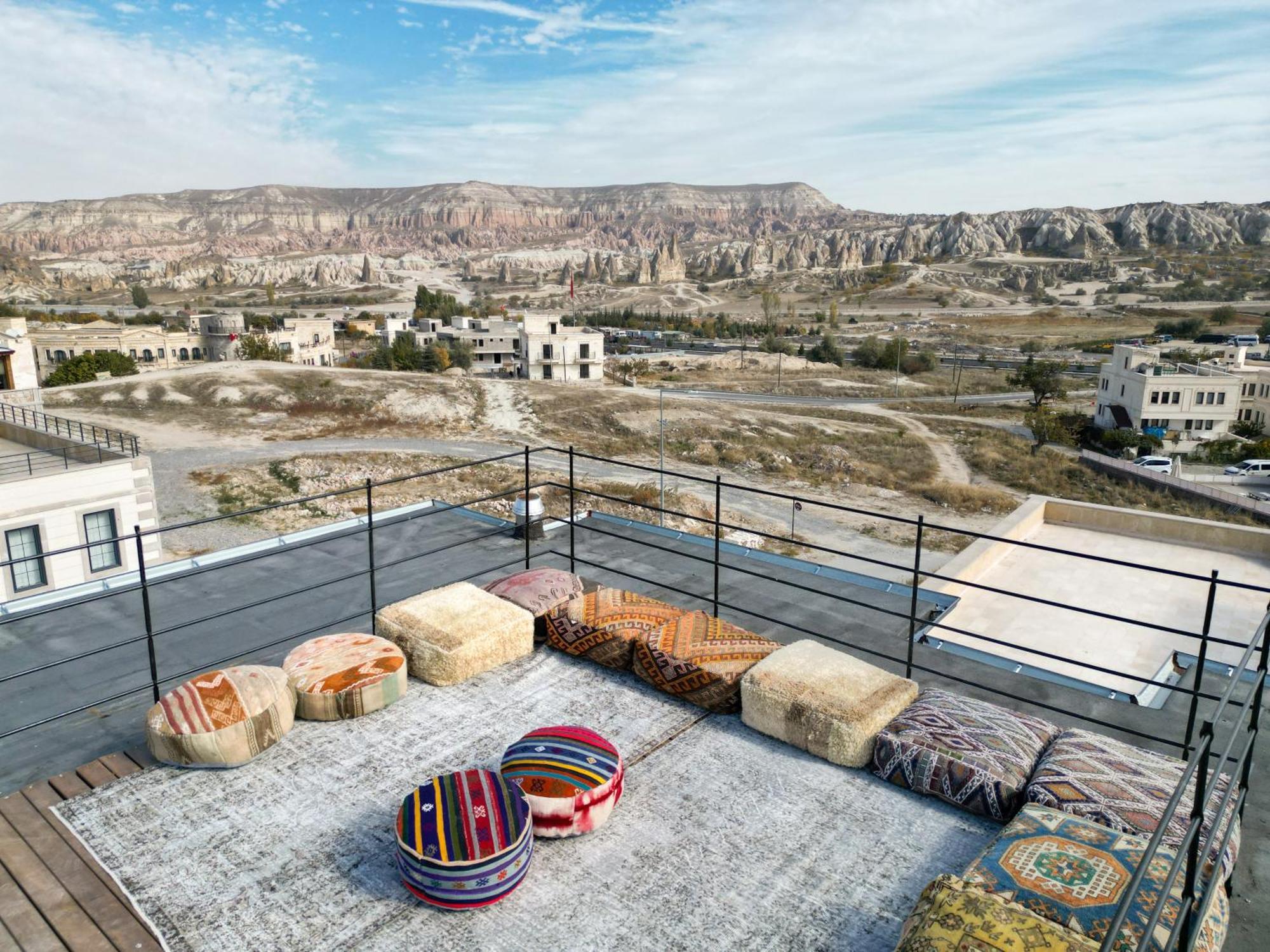 Unique Cappadocia Palace Goreme Exterior photo